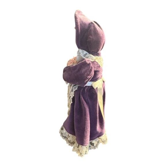 Vintage Hand Crafted Soft Sculpt Purple Velvet Dress Grandmother Doll - Picture 4 of 10